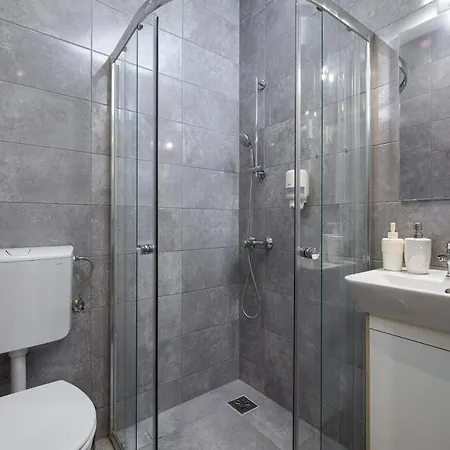 Synagogue Lägenhet *