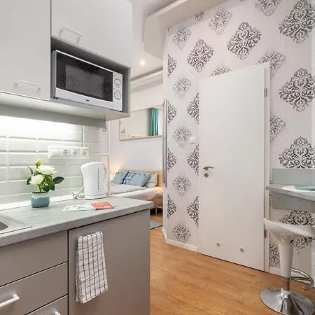 Apartment Synagogue *