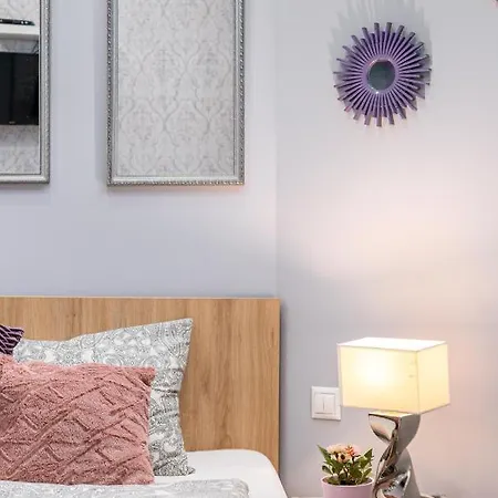 Διαμέρισμα Synagogue *